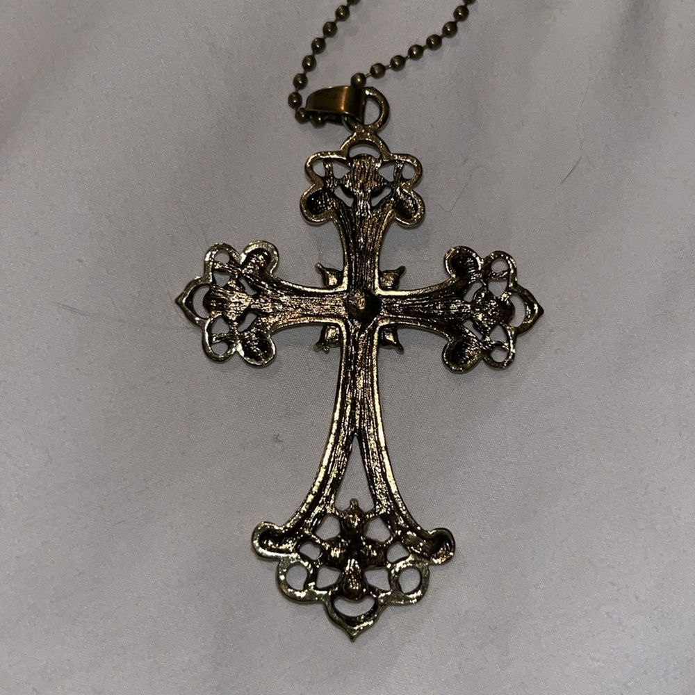 🔥BETSEY JOHNSON NECKLACE - Picture 4 of 4